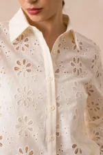 SOLID EMBROIDERED SHIRT - Image 3