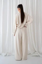 Sweet Lips Vanilla Oversized Sweatshirt - Image 4